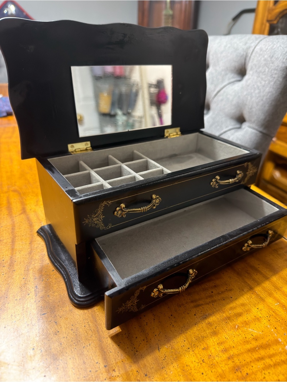 Vintage 1990’s Jewelry Box with drawer